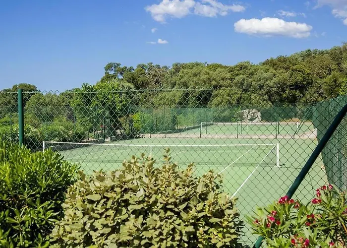 Dernier Etage Avec Privatif Sur Grande Terrasse * Porto-Vecchio (Corsica)