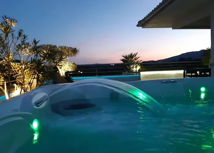 Dernier Etage Avec Privatif Sur Grande Terrasse Appartement Porto-Vecchio (Corsica)